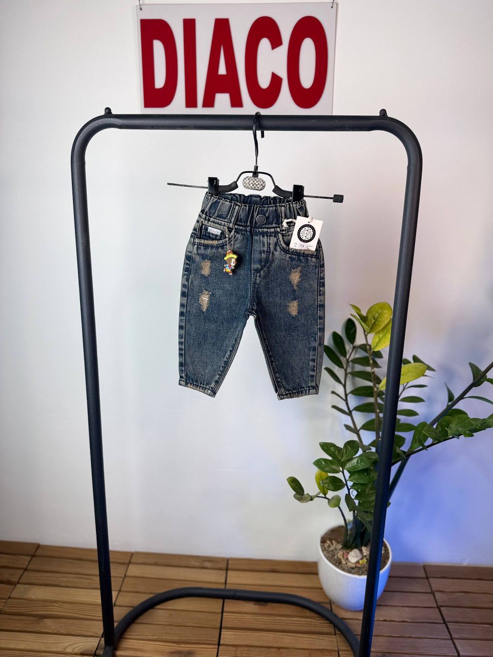 شلوار جین نقلی اسپرت