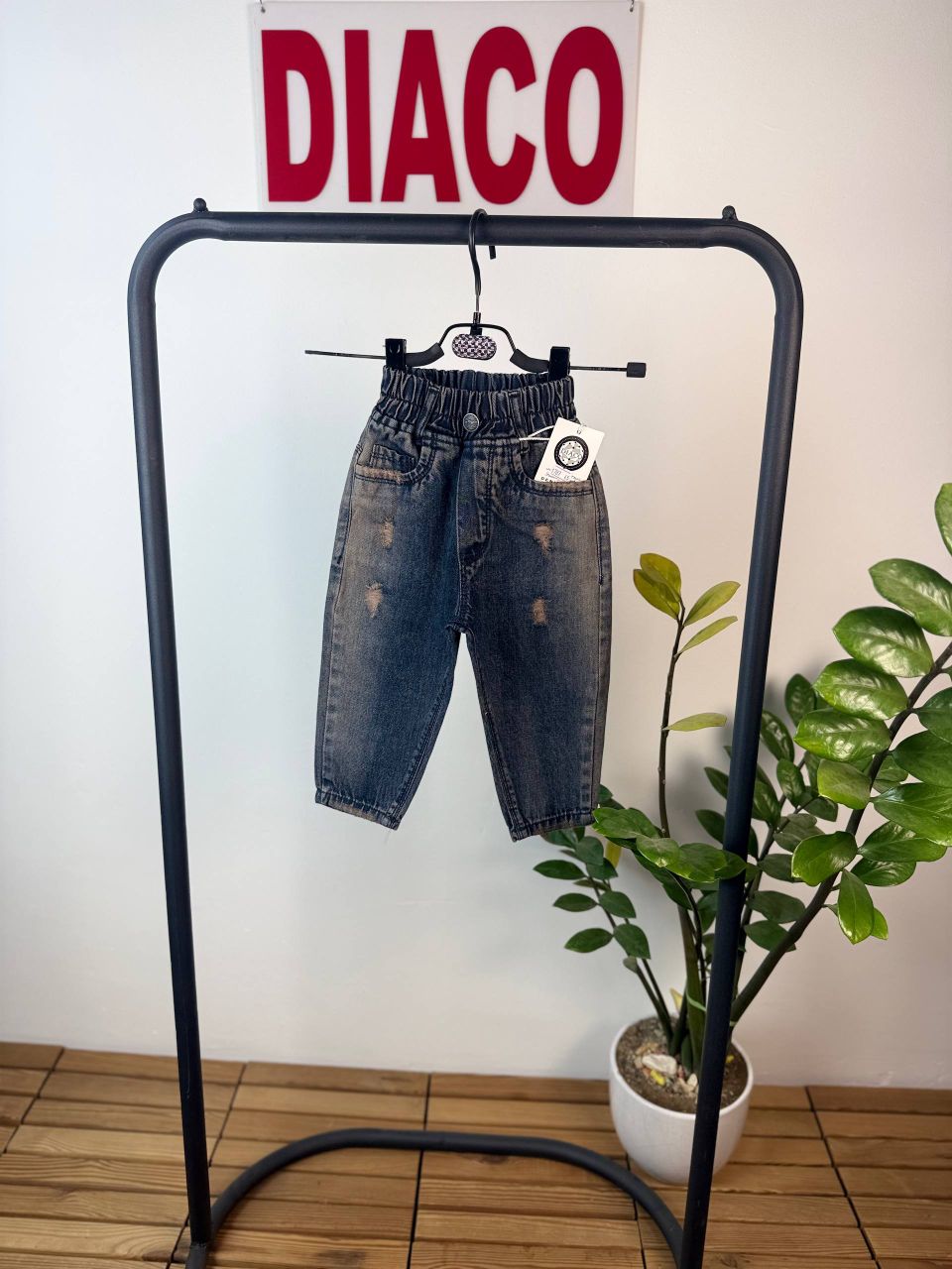 شلوار جین اسپرت ۱۸ ماه تا۵ سال